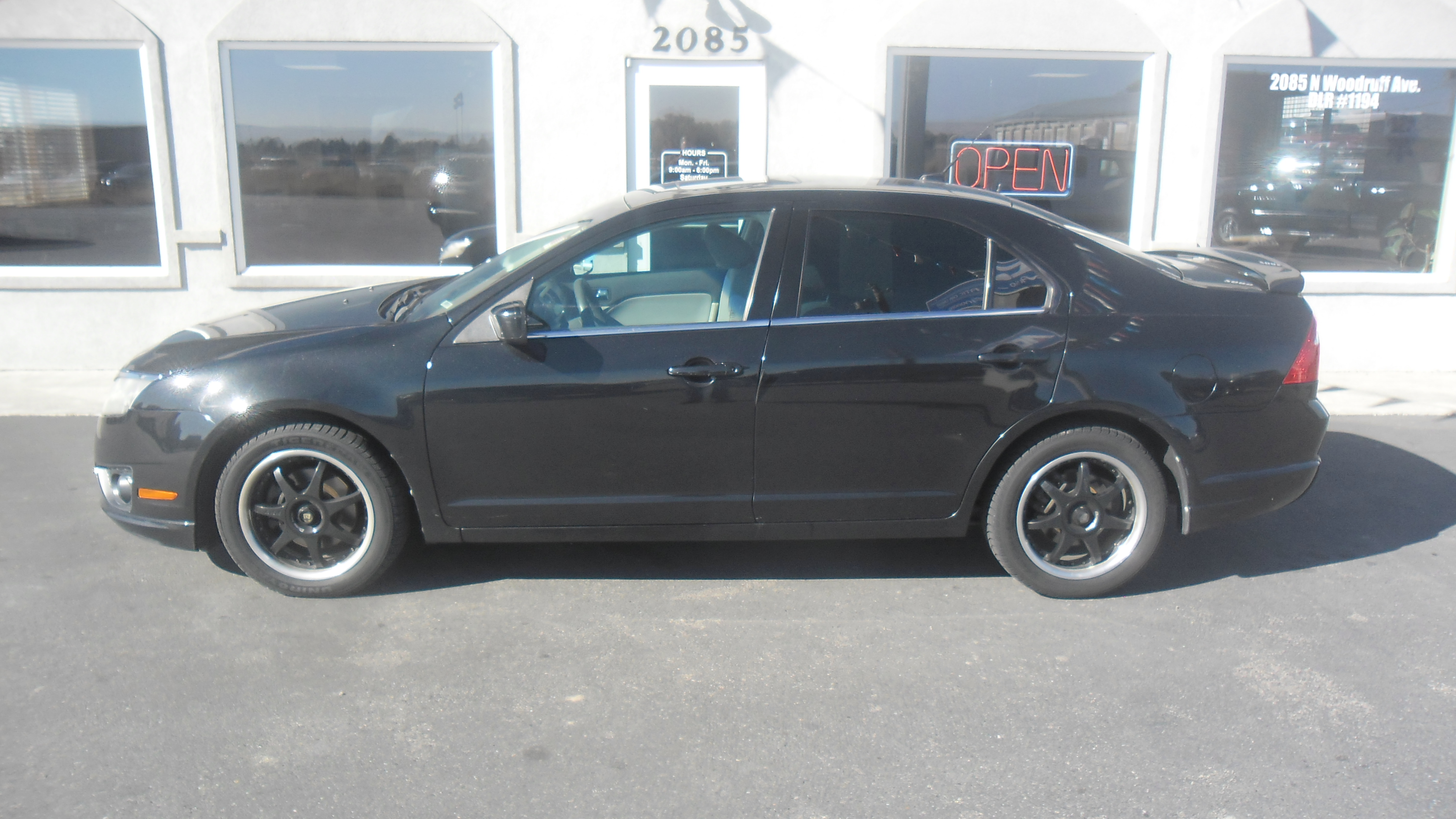 2010 Ford Fusion SE's photo